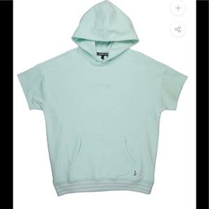 Paper Planes Navigator Short Sleeve Hoodie size small